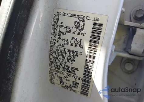 2001 Nissan Xterra Se из США, поврежденный, VIN 5N1ED28YX1C597086